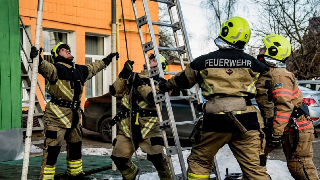 У Павлограді на Дніпропетровщині чути вибухи: що відомо