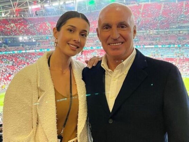 Колишня дружина Ярославського показала їхніх дітей, які подорослішали, і видалила з мережі спільні фото з ексчоловіком