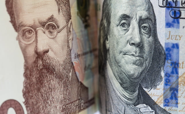 Курс, ціни та економіка: що чекає українців у 2024 році