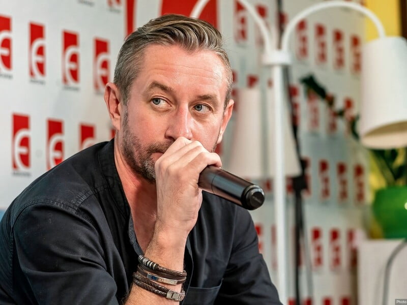 Жадан виклав у мережу нове оповідання. Читачі заявили, що в ньому "не вистачає сексу", а Кокотюха назвав "еротичним твором"