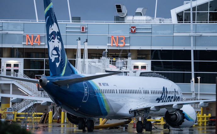 "Репутаційне мінне поле": чим аварія на борту Alaska Airlines загрожує Boeing