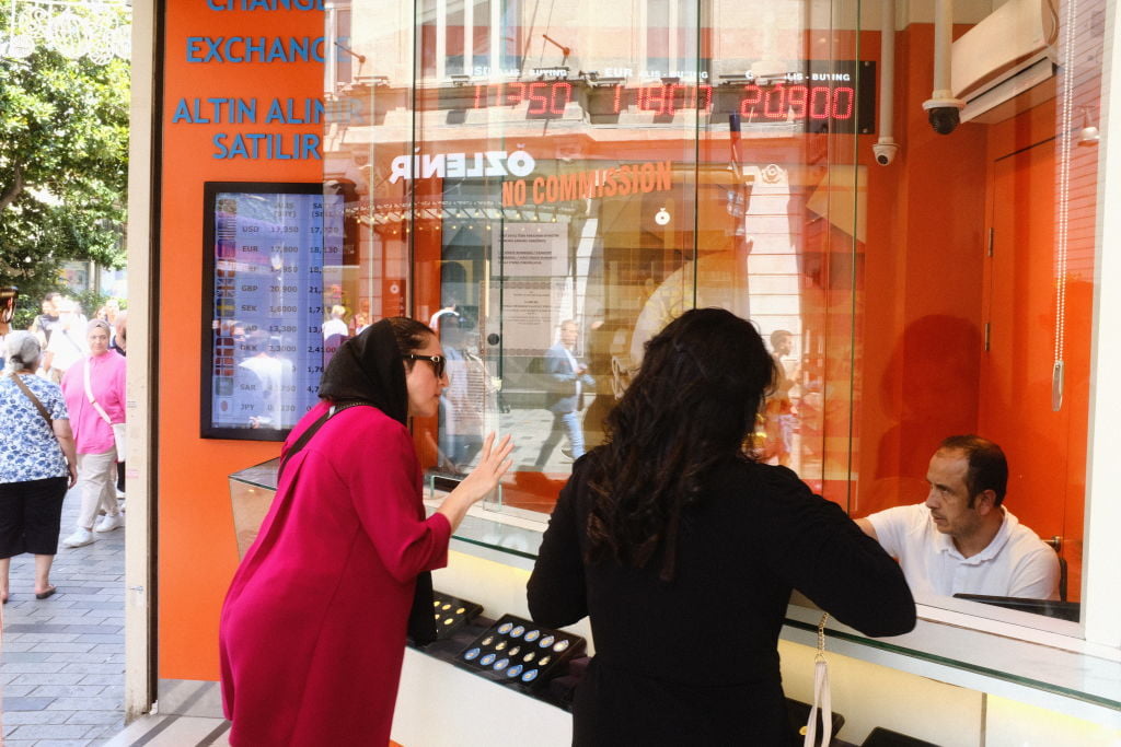 Турецькі банки розривають відносини з російськими на тлі указу Байдена про вторинні санкції