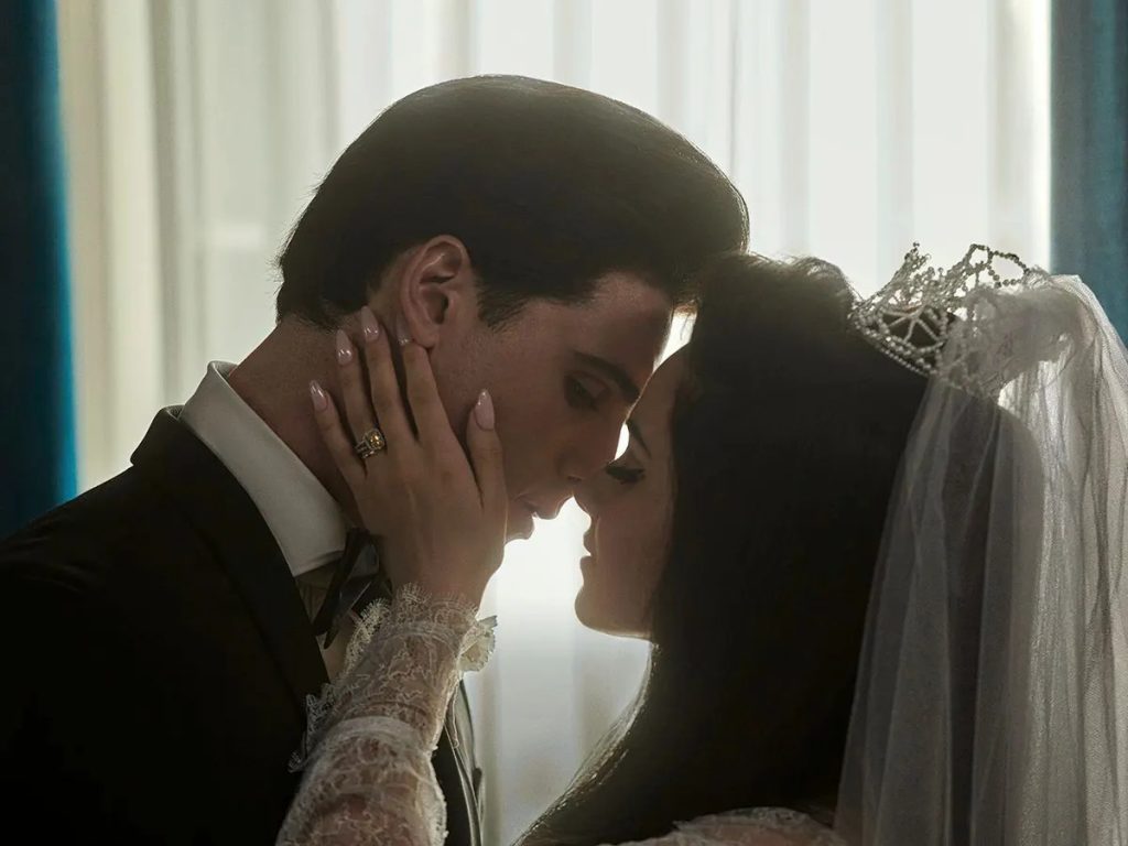 Чому Джейкоб Елорді — секс-символ року. Розбираємо на прикладах.