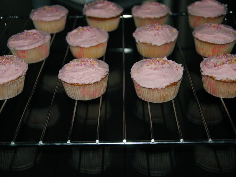 Якщо це помітили на пакуванні розпушувача – його залишається лише викинути. Перевірені кулінарні лайфхаки, щоб випічка піднялася