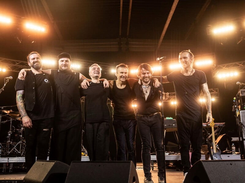 Гурт "Океан Ельзи" показав, як працює на студії разом із Вакарчуком. Раніше співак анонсував прем'єру нового альбому