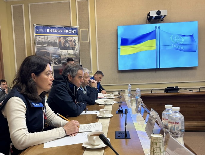Гендиректор МАГАТЕ Гроссі прибув з візитом до Києва Гендиректор МАГАТЕ Гроссі прибув з візитом до Києва