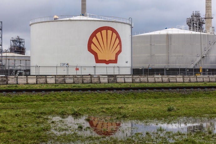Shell наприкінці 2023 року рекордно збільшила прибутки від продажу СПГ - Reuters
