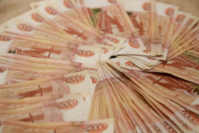 Нацбанк дав час до кінця року продати заморожені російські та білоруські рублі