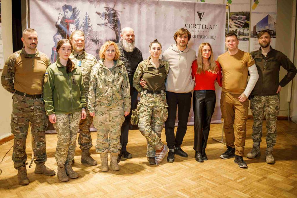 Заслужений артист України Олексій Гнатковський допомагає благодійникам закупити “медичну зброю” для порятунку кінцівок у військових