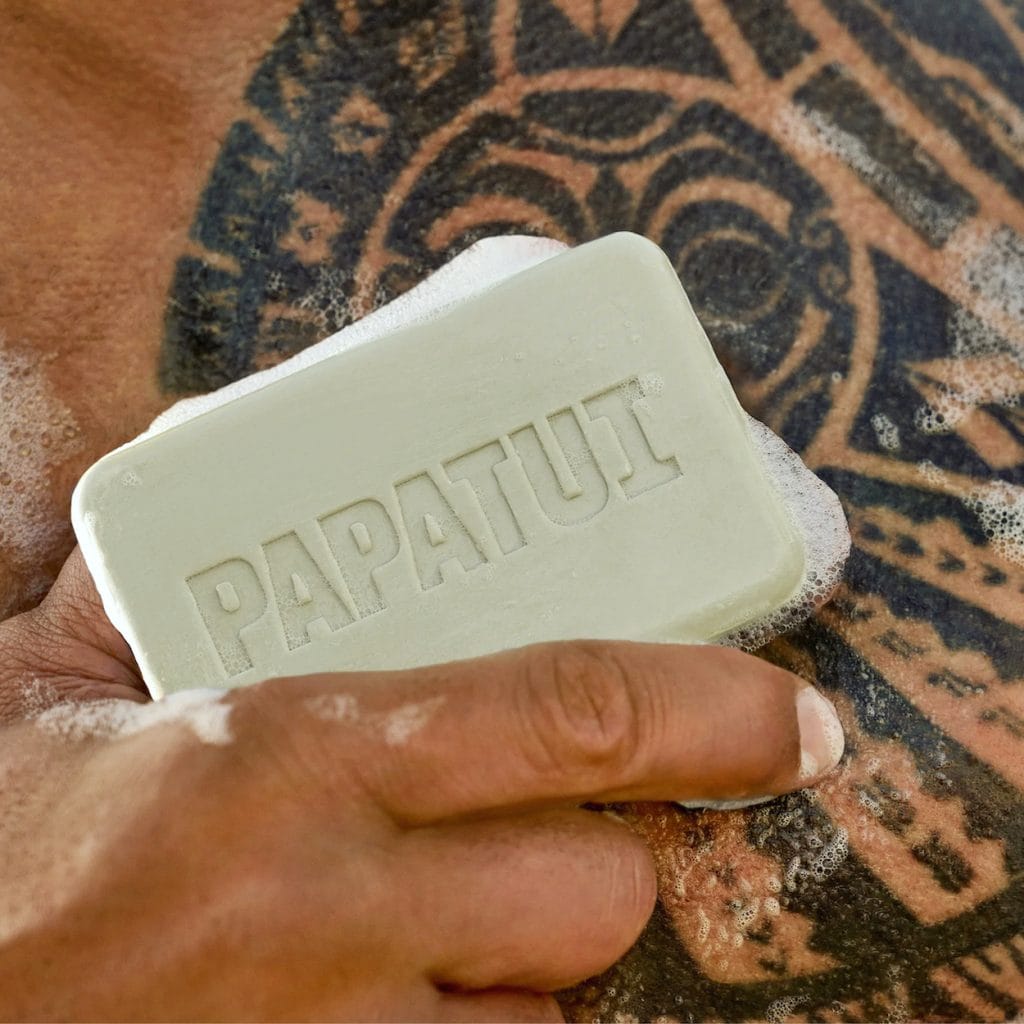 Косметика для татуювання: Двейн «Скеля» Джонсон запустив beauty-бренд для чоловіків