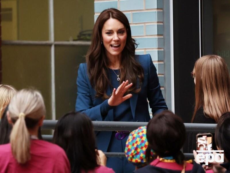 Оприлюднено перше офіційне фото принцеси Уельської після операції на черевній порожнині