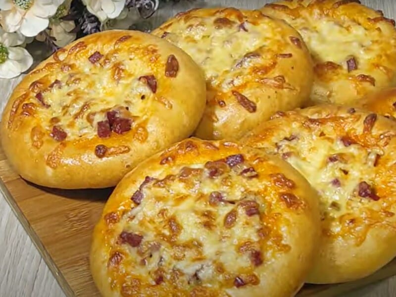 Додайте це до борошна – й аромат смачної випічки буде на всю кухню. Рецепт еластичного тіста для домашньої мініпіци