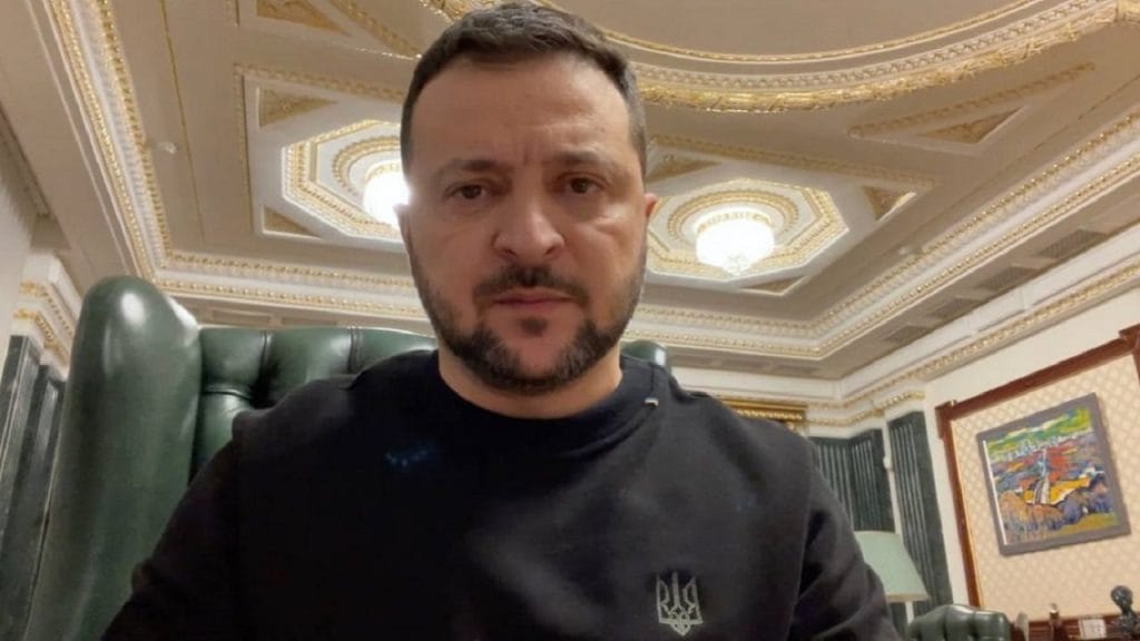 У Харкові пролунали вибухи 30 березня: РФ атакувала житлову забудову У Харкові пролунали вибухи 30 березня: РФ атакувала житлову забудову