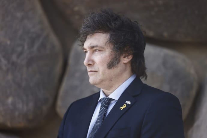 Аргентина у найближчі місяці планує звільнити 70 тисяч держслужбовців Аргентина у найближчі місяці планує звільнити 70 тисяч держслужбовців