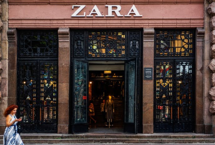 Мережа магазинів Zara повертається до України – Financial Times