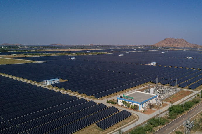 Індія відновить обмеження на імпорт сонячних панелей