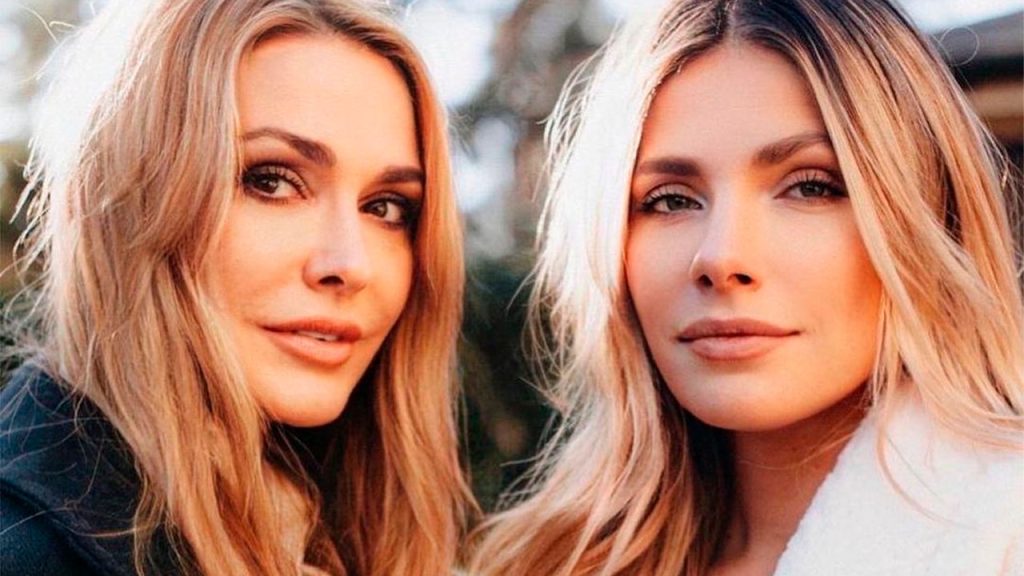 Була схожа на тата, тепер – на маму: Сумська вразила схожістю з молодшою донькою