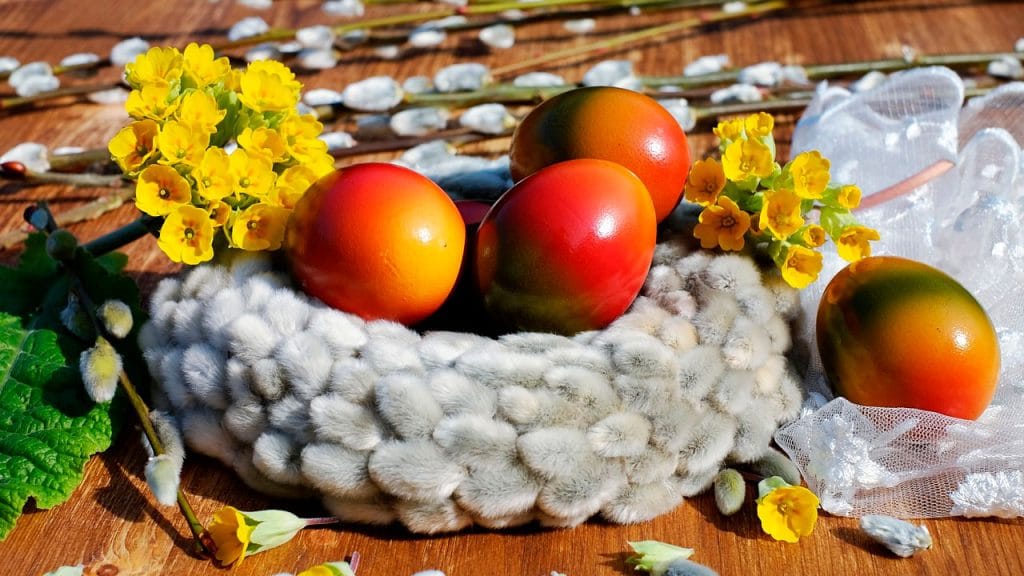 Христос воскрес: привітання з Великоднем 2024 у віршах і прозі Христос воскрес: привітання з Великоднем 2024 у віршах і прозі