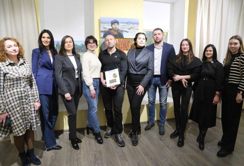 «Зі світлом на шляху»: в Історичному музеї КЗ КОР "Вишгородський історико-культурний заповідник" відкрилась виставка картин Владислава Задворського