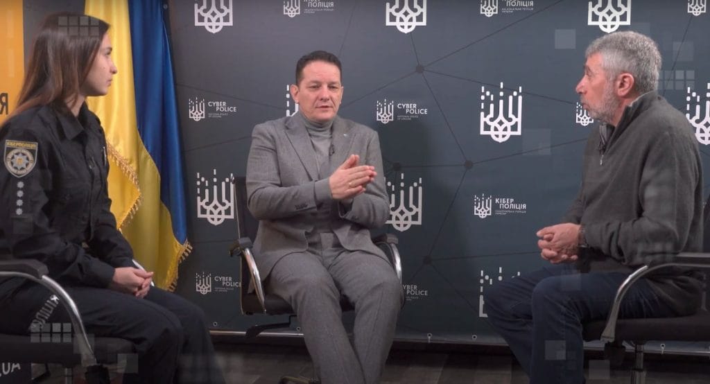 “Беззахисні усі!”: Лідери думок об'єдналися з правоохоронцями, аби захистити українців від масових атак кіберзлочинців під час війни