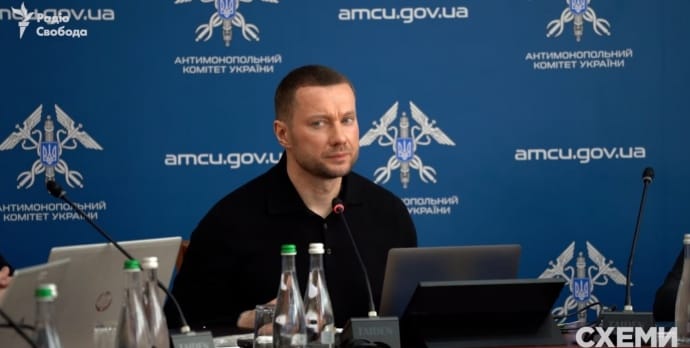 Голова АМКУ після розслідування "Схем" задекларував квартиру бабусі на 200 квадратів, але не вказав авто