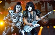 Гурт Kiss продав права на свою музику та бренд