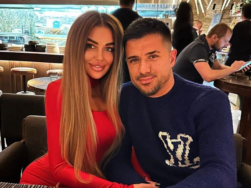 Нова обраниця Налчаджиоглу познайомила його зі своєю матір'ю. Фото