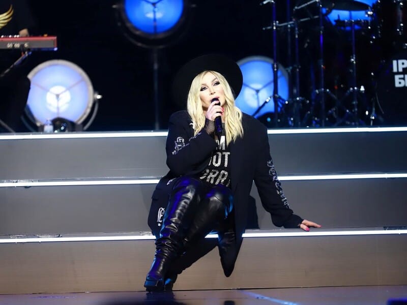 "Діві" українського шоу-бізнесу – 54. Колеги освідчилися Білик у любові, вона у відповідь записала звернення з Німеччини "Діві" українського шоу-бізнесу – 54. Колеги освідчилися Білик у любові, вона у відповідь записала звернення з Німеччини