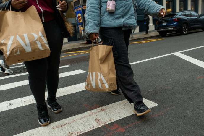 Zara відкриє три свої магазини у Києві вже у середу