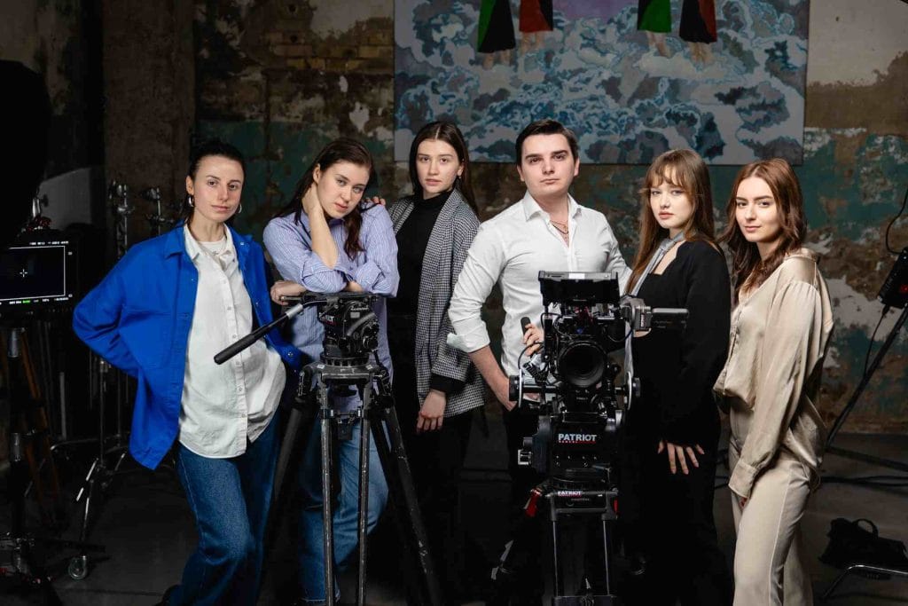 Олена Кравець поділилась секретами зі студентами соціальної акторської школи «Фенікс»