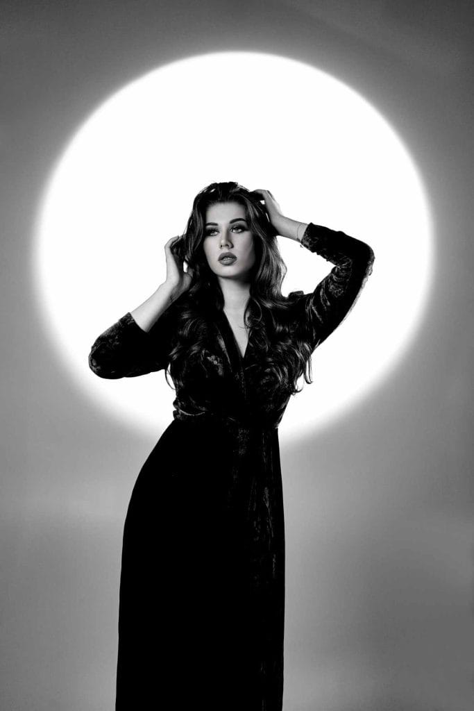 DIMARIA про почуття до коханого у новій пісні “Де ти”