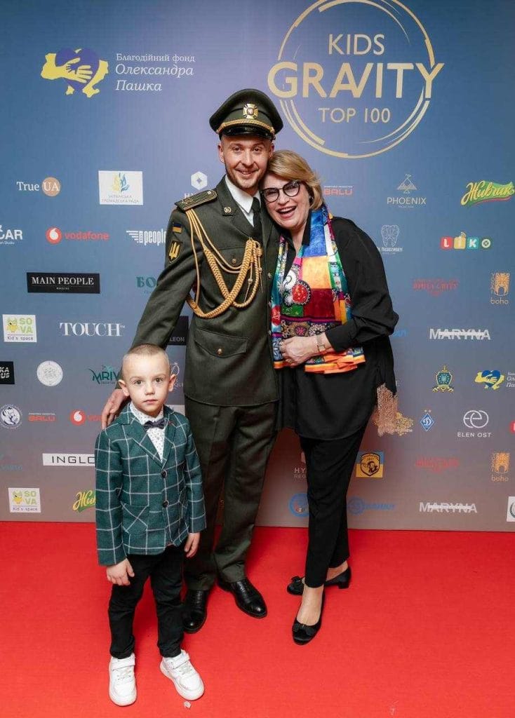 На KIDS GRAVITY TOP-100 нагородили талановитих дітей та молодь