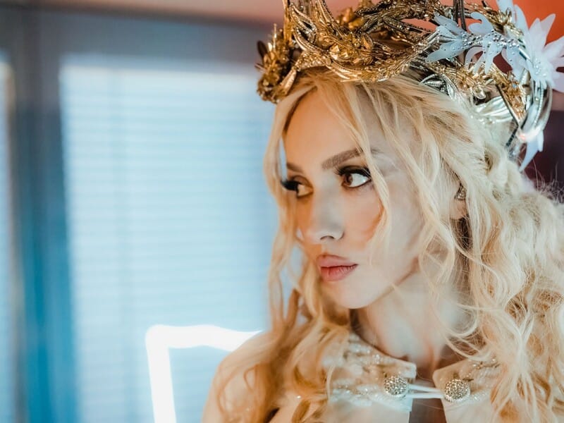 Полякова повідомила, що змінює команду, й пояснила, чому почала виступати в маленьких містечках, у які раніше ніколи не приїжджала Полякова повідомила, що змінює команду, й пояснила, чому почала виступати в маленьких містечках, у які раніше ніколи не приїжджала