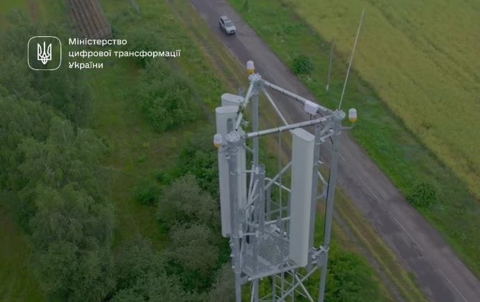 Покращення мобільного зв'язку:  за пів року встановили рекордну кількість базових станцій