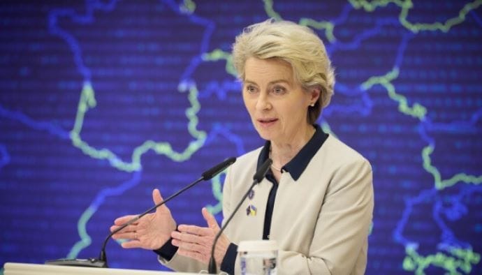 Україна отримає перші 1,5 мільярда євро від доходів з росактивів у липні — Єврокомісія