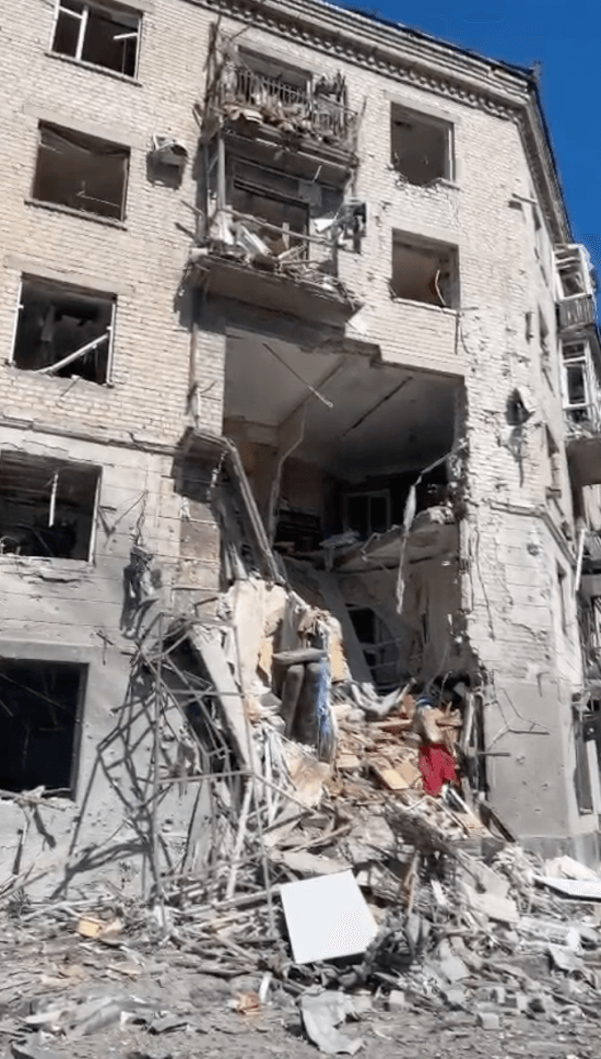 Зеленський відреагував на удар окупантів по Харкову