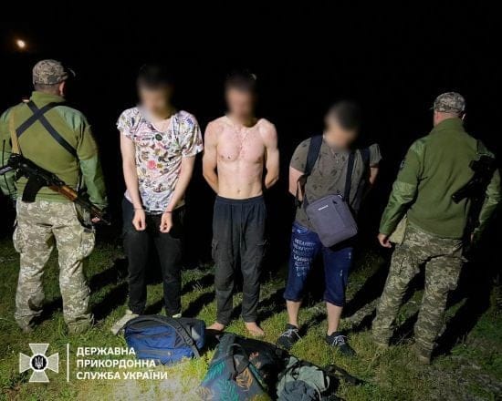 Група ухилянтів намагалася переплисти Дністер: для одного втеча закінчилась трагічно – фото