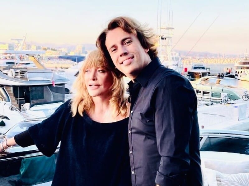 Галкін показав, як відсвяткував своє 48-річчя із 75-річною дружиною й дітьми в ресторані. Фото Галкін показав, як відсвяткував своє 48-річчя із 75-річною дружиною й дітьми в ресторані. Фото