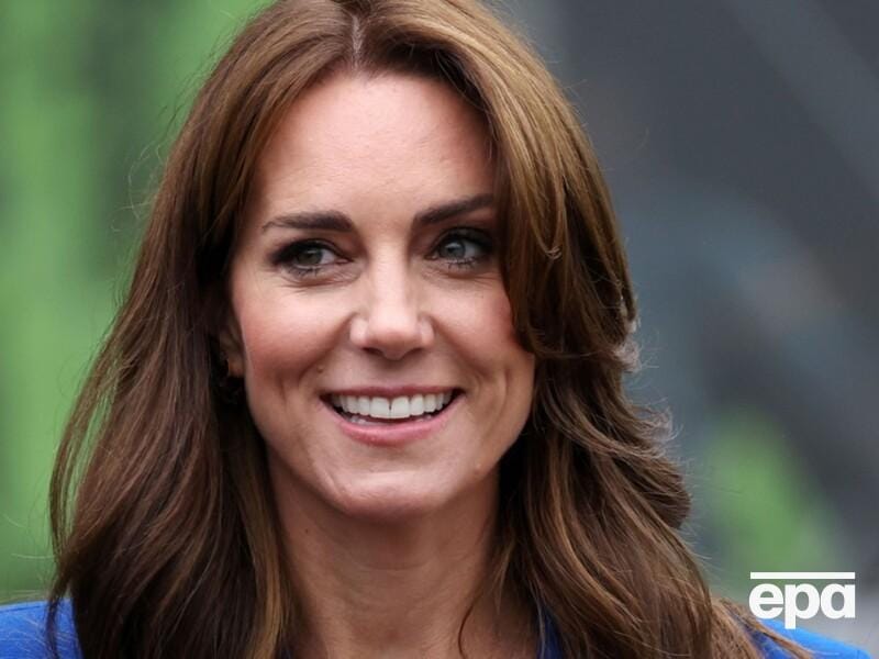 "Хто проходить хіміотерапію, знає, що бувають добрі й погані дні". Принцеса Уельська розповіла про свій стан і показала, який вигляд має