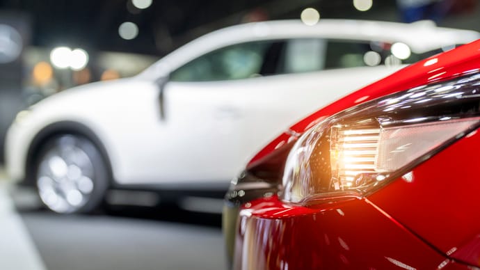 Російський "АвтоВАЗ" збирається продавати свої автомобілі в ОАЕ - РосЗМІ