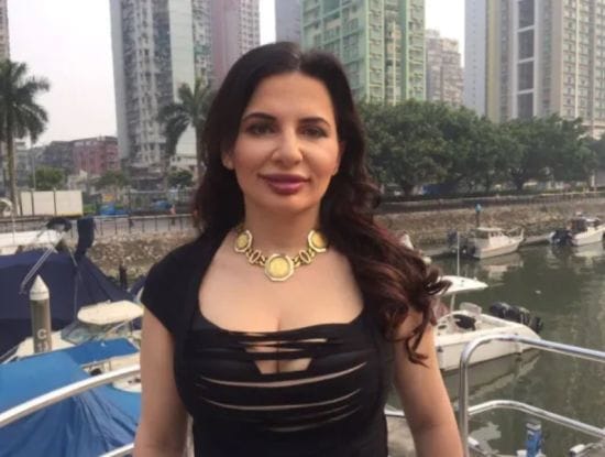 За найрозшукуванішу жінку у світі призначено нагороду в 5 000 000 доларів: фото, подробиці