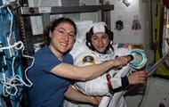 Жінки краще за чоловіків переносять космічні польоти - вчені Жінки краще за чоловіків переносять космічні польоти - вчені