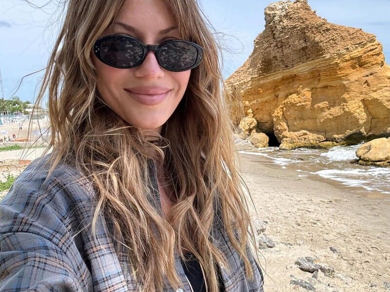 Нікітюк у відкритих плавках показала вигляд ззаду. Фото