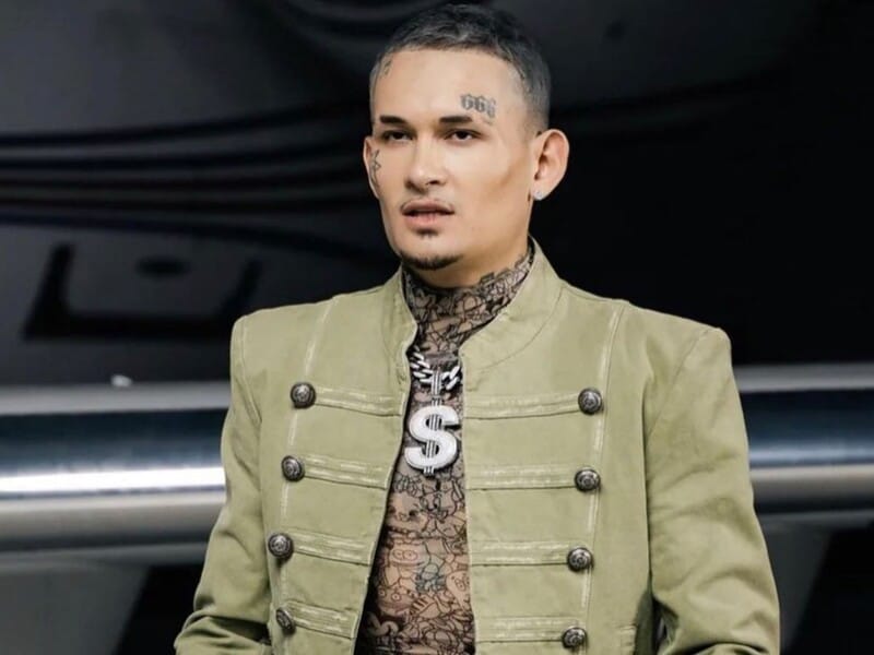 Прокуратура Москви вимагає завести на Morgenshtern кримінальну справу за те, що той не називає себе "іноземним агентом". Він відповів