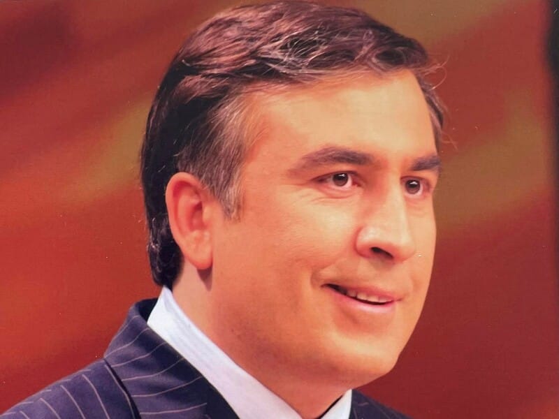 Дружина Саакашвілі показала їхніх синів – 28-річного Едуарда й 18-річного Ніколоза Дружина Саакашвілі показала їхніх синів – 28-річного Едуарда й 18-річного Ніколоза