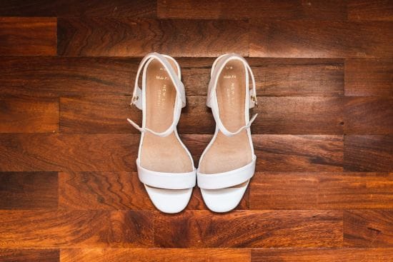 Стилісти назвали сандалі, які ніколи не вийдуть з моди: обов'язково додайте до свого гардеробу