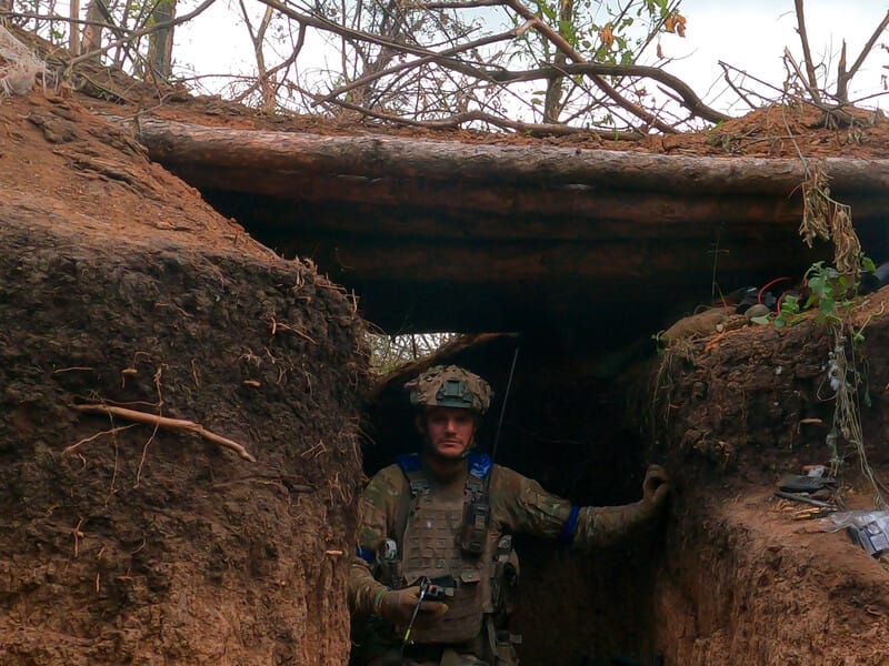 "Гіпердокументальний погляд на реальність війни". Вийшов трейлер фільму Сенцова "Реал", прем'єра якого відбудеться на фестивалі в Чехії. Відео "Гіпердокументальний погляд на реальність війни". Вийшов трейлер фільму Сенцова "Реал", прем'єра якого відбудеться на фестивалі в Чехії. Відео