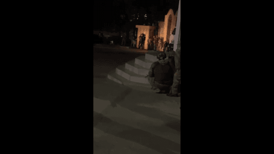 Заворушення в Дагестані: проти бойовиків кинули військову техніку (відео)