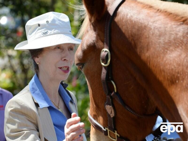 73-річна королівська принцеса Анна, яку госпіталізували зі струсом мозку, втратила пам'ять – ЗМІ