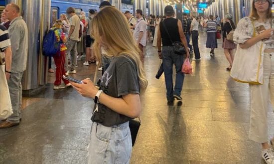 У Києві відновлено рух поїздів "червоною" гілкою метро